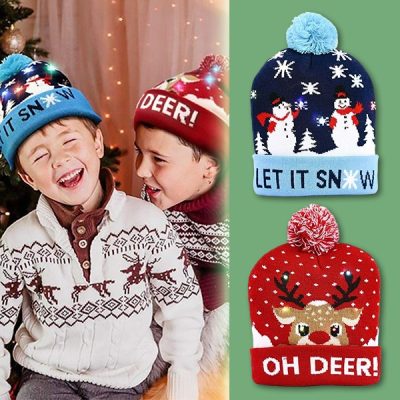 Vánoční pletená čepice s LED světlem | XBEANIE